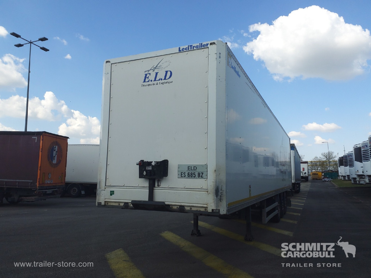 LECI TRAILER Dryfreight Standard Roller shutter door - 밀폐형 박스 세미 트레일러 : 사진 4 LECI TRAILER Dryfreight Standard Roller shutter door - 밀폐형 박스 세미 트레일러 : 사진 4