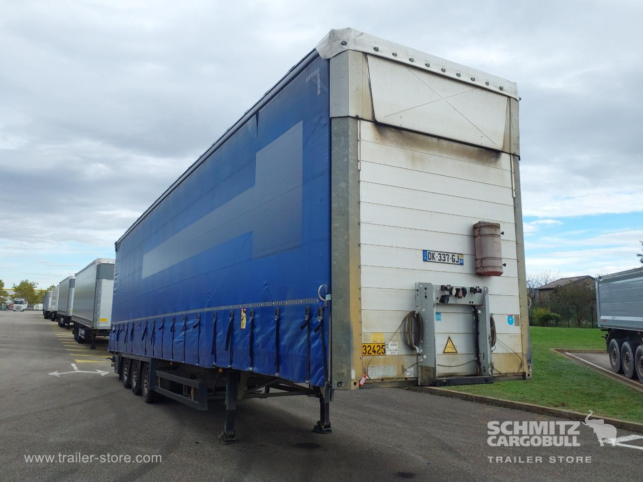 SCHMITZ Curtainsider Mega - 커튼사이더 세미 트레일러 : 사진 1 SCHMITZ Curtainsider Mega - 커튼사이더 세미 트레일러 : 사진 1