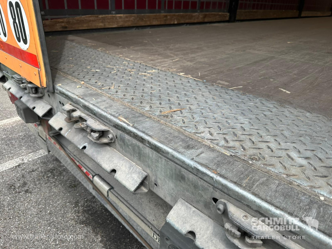 SCHMITZ Curtainsider Standard Taillift - 커튼사이더 세미 트레일러 : 사진 4 SCHMITZ Curtainsider Standard Taillift - 커튼사이더 세미 트레일러 : 사진 4