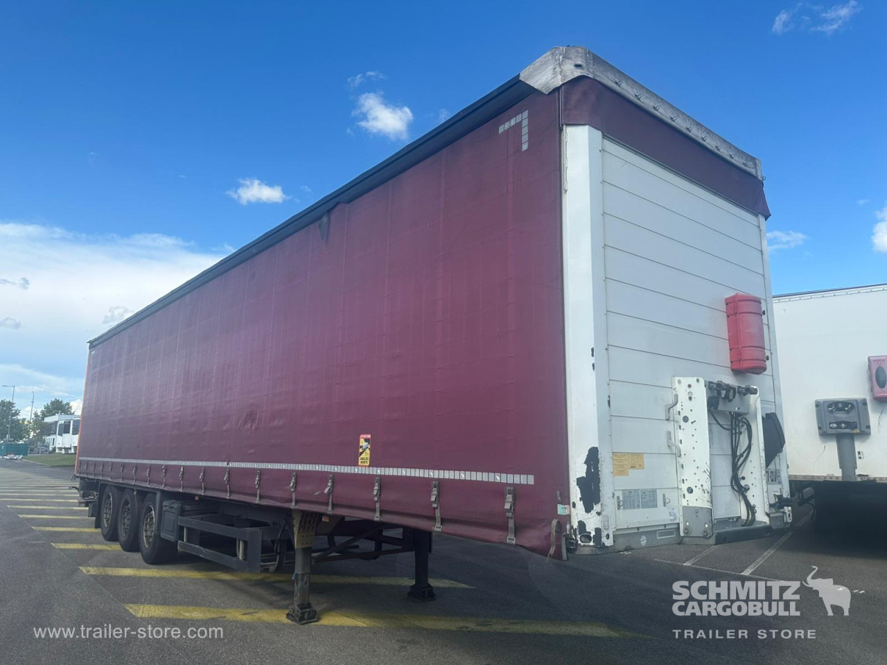 SCHMITZ Curtainsider Standard Taillift - 커튼사이더 세미 트레일러 : 사진 1 SCHMITZ Curtainsider Standard Taillift - 커튼사이더 세미 트레일러 : 사진 1