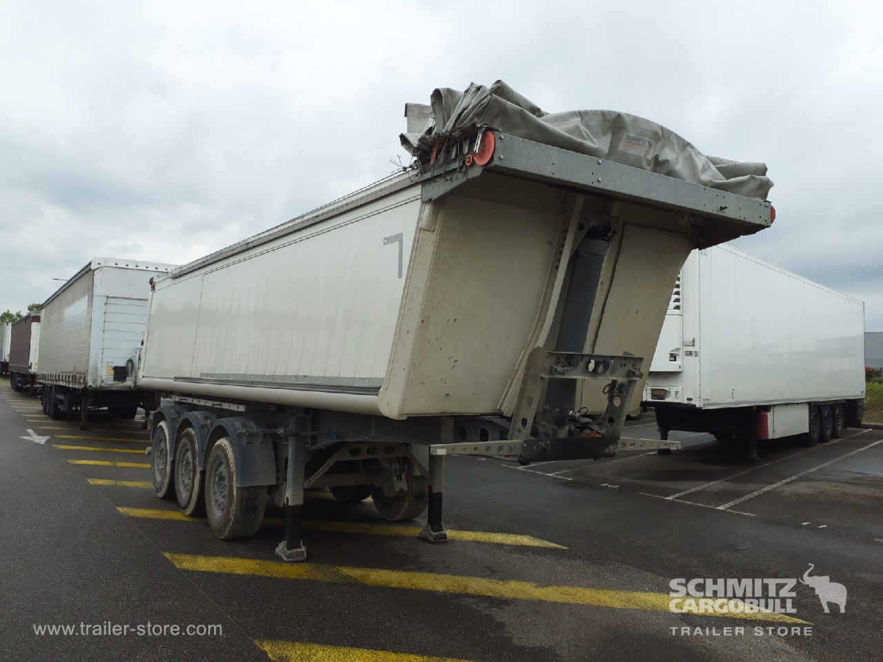 SCHMITZ Tipper Alu-square sided body 27m³ - 덤프 세미 트레일러 : 사진 1 SCHMITZ Tipper Alu-square sided body 27m³ - 덤프 세미 트레일러 : 사진 1