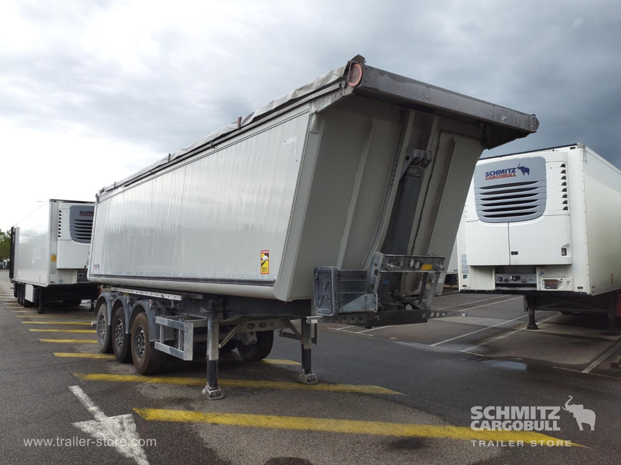 SCHMITZ Tipper Alu-square sided body 39m³ - 덤프 세미 트레일러 : 사진 1 SCHMITZ Tipper Alu-square sided body 39m³ - 덤프 세미 트레일러 : 사진 1