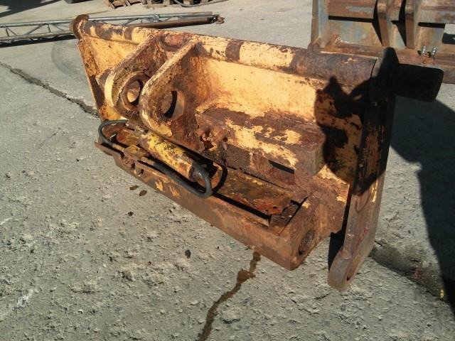 CASE 821 - Schnellwechsler Radlader - 퀵 커플러 : 사진 1 CASE 821 - Schnellwechsler Radlader - 퀵 커플러 : 사진 1