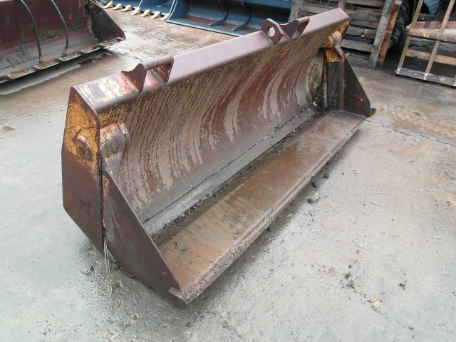 Case 580 - 로더 버킷 : 사진 2 Case 580 - 로더 버킷 : 사진 2