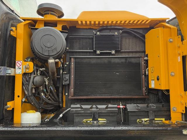 휠 굴삭기 JCB JS 175 W+ : 사진 13