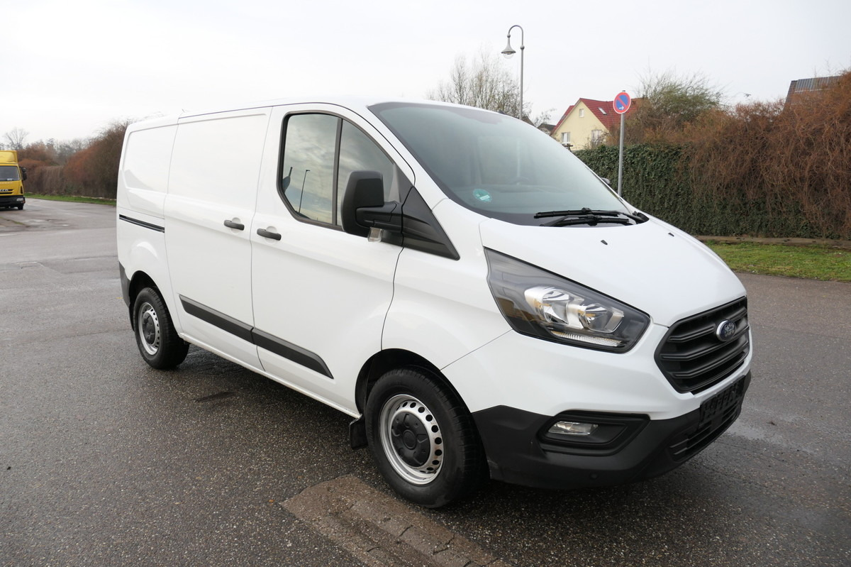 FORD Transit Custom 280 TDCI L1H1 COC KLIMA - 소형 밴 : 사진 4 FORD Transit Custom 280 TDCI L1H1 COC KLIMA - 소형 밴 : 사진 4