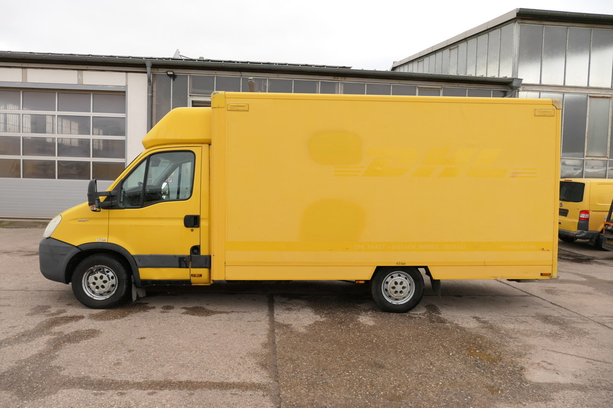 IVECO Daily 35 S11 C30C AUTOMATIK KAMERA MAXI Regale D - 박스 밴 : 사진 4 IVECO Daily 35 S11 C30C AUTOMATIK KAMERA MAXI Regale D - 박스 밴 : 사진 4