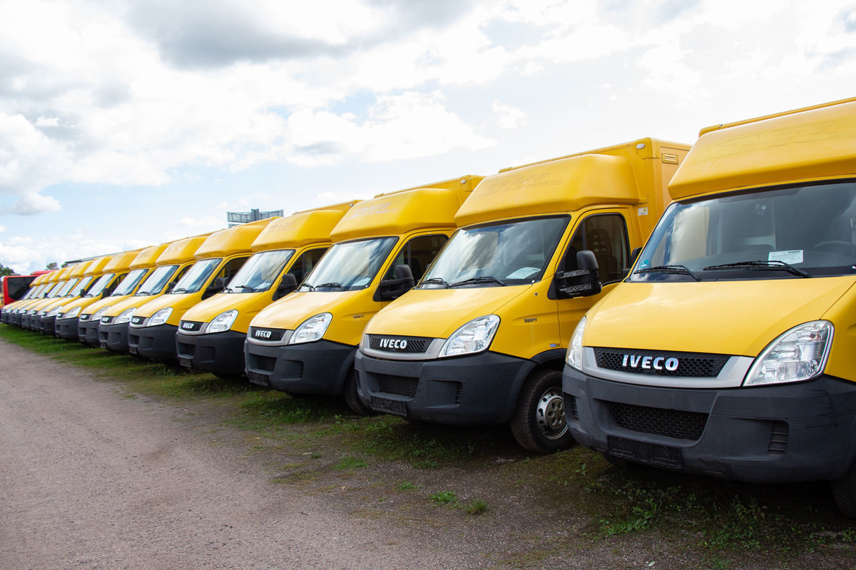 IVECO Daily 35 S11 C30C AUTOMATIK KAMERA MAXI Regale D - 박스 밴 : 사진 1 IVECO Daily 35 S11 C30C AUTOMATIK KAMERA MAXI Regale D - 박스 밴 : 사진 1