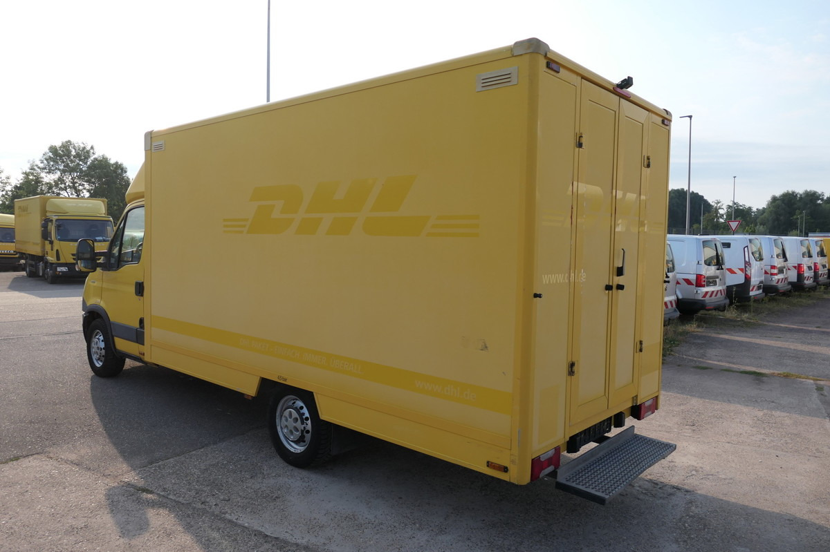 IVECO Daily 35 S11 C30C AUTOMATIK KAMERA Regale LUFT D - 박스 밴 : 사진 4 IVECO Daily 35 S11 C30C AUTOMATIK KAMERA Regale LUFT D - 박스 밴 : 사진 4