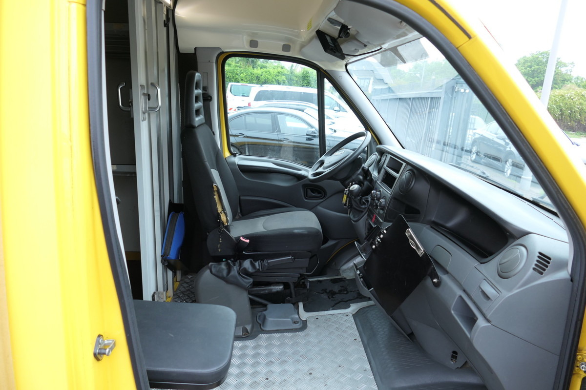 IVECO Daily 35 S11 C30C AUTOMATIK KAMERA Regale LUFT D - 박스 밴 : 사진 5 IVECO Daily 35 S11 C30C AUTOMATIK KAMERA Regale LUFT D - 박스 밴 : 사진 5
