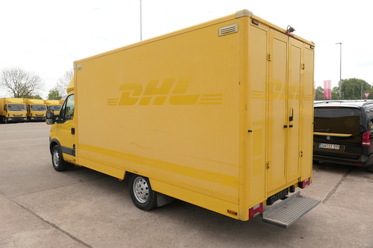 IVECO Daily 35 S11 C30C AUTOMATIK KAMERA Regale LUFT D - 박스 밴 : 사진 4 IVECO Daily 35 S11 C30C AUTOMATIK KAMERA Regale LUFT D - 박스 밴 : 사진 4