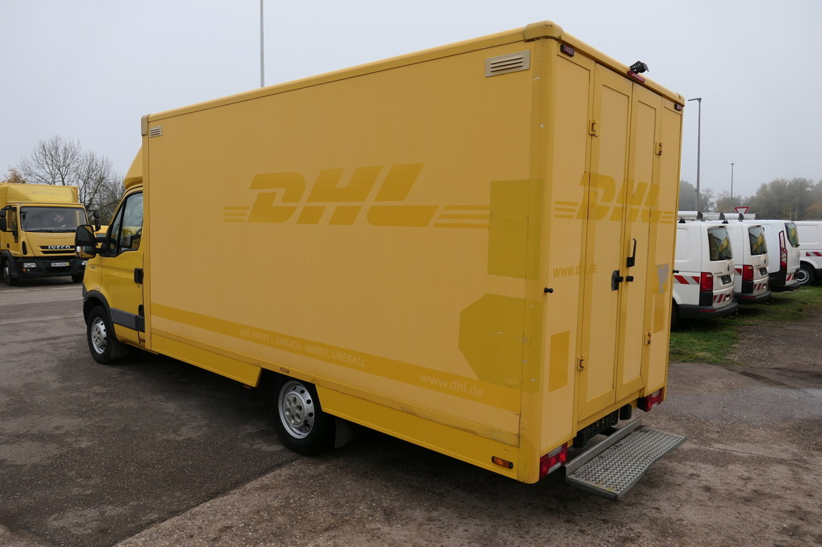 IVECO Daily 35 S11 C30C AUTOMATIK KAMERA Regale LUFT D - 박스 밴 : 사진 4 IVECO Daily 35 S11 C30C AUTOMATIK KAMERA Regale LUFT D - 박스 밴 : 사진 4