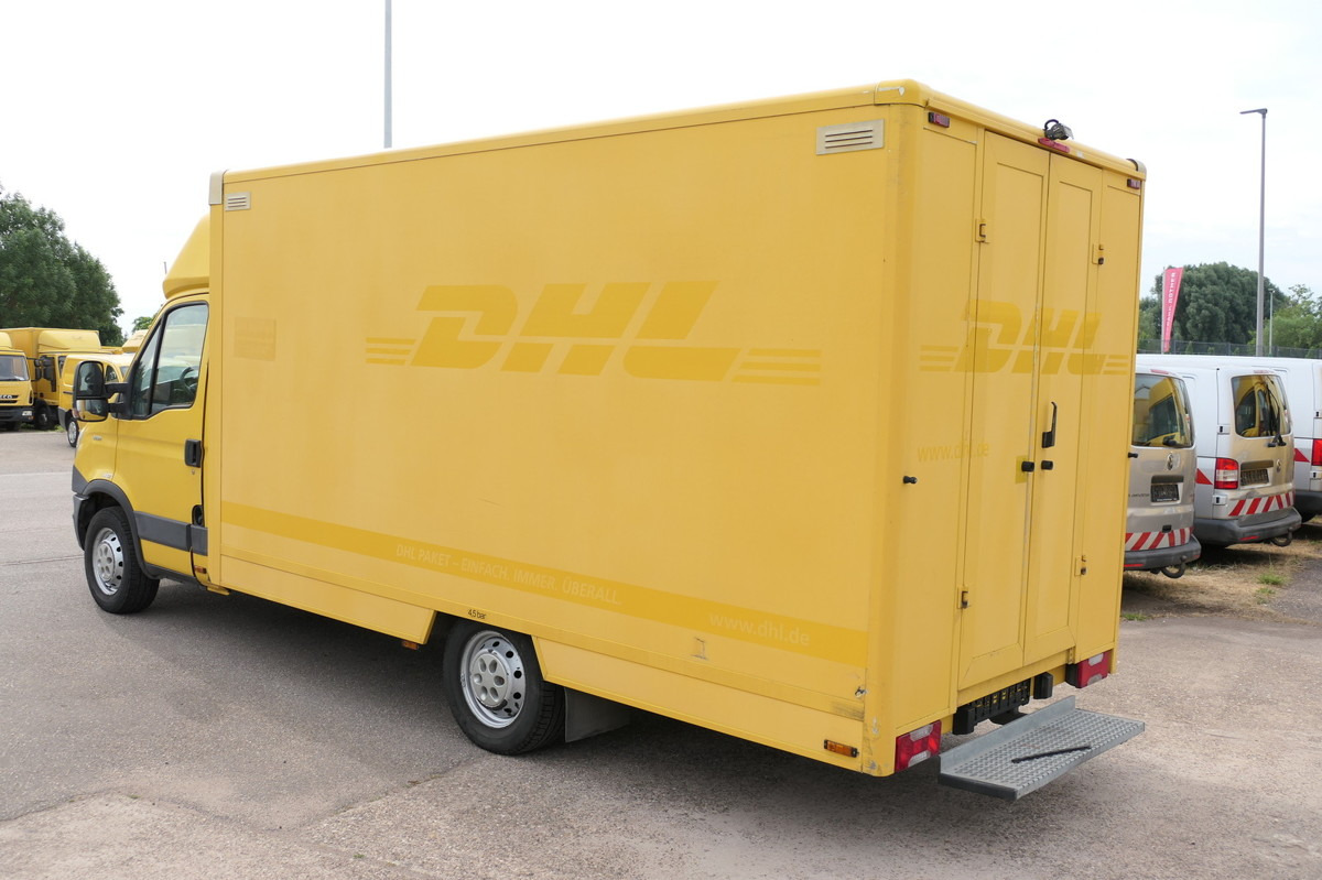 IVECO Daily 35 S11 C30C AUTOMATIK KAMERA Regale LUFT D - 박스 밴 : 사진 4 IVECO Daily 35 S11 C30C AUTOMATIK KAMERA Regale LUFT D - 박스 밴 : 사진 4