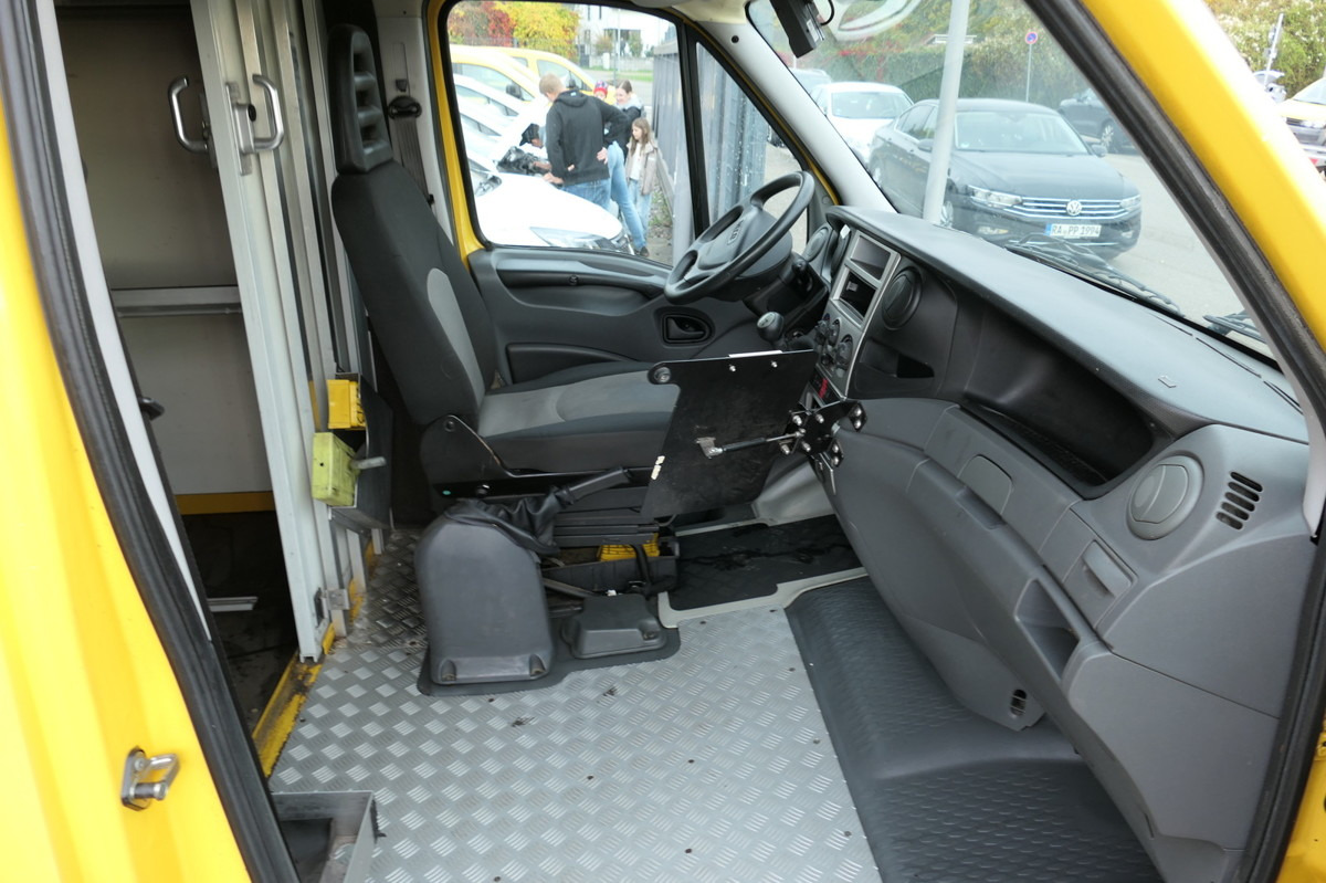 IVECO Daily 35 S11 C30C AUTOMATIK KAMERA Regale LUFT - 박스 밴 : 사진 5 IVECO Daily 35 S11 C30C AUTOMATIK KAMERA Regale LUFT - 박스 밴 : 사진 5