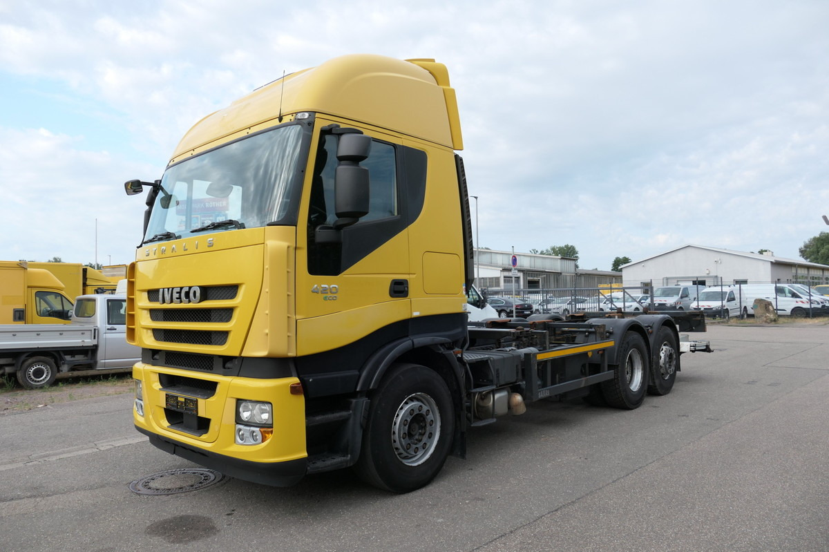IVECO STRALIS AS 260 S42 Y/FS-CM ECO LBW AHK KLIMA INT - 컨테이너 운반 장치/ 스와프 보디 트럭 : 사진 1 IVECO STRALIS AS 260 S42 Y/FS-CM ECO LBW AHK KLIMA INT - 컨테이너 운반 장치/ 스와프 보디 트럭 : 사진 1