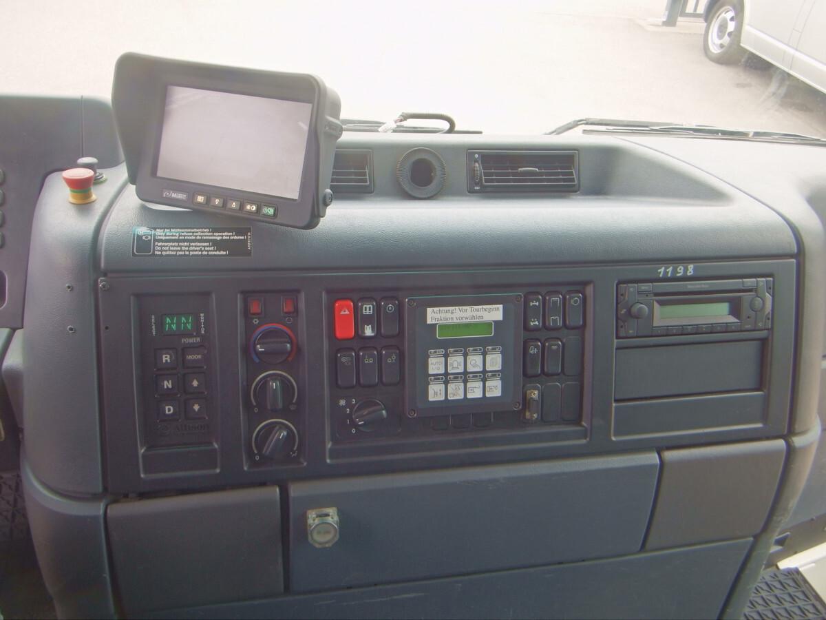 쓰레기차 운반 물 쓰레기 MERCEDES-BENZ 2629 Econic Zöller Medium XXL Pressplattenaufbau : 사진 14