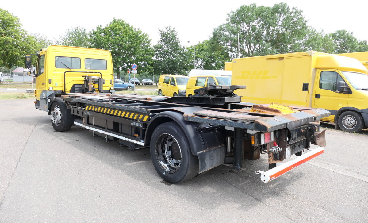 MERCEDES-BENZ KAMAG WBH 25 Wiesel Terberg Umsetzfahrz. Sattelk - 컨테이너 운반 장치/ 스와프 보디 트럭 : 사진 5 MERCEDES-BENZ KAMAG WBH 25 Wiesel Terberg Umsetzfahrz. Sattelk - 컨테이너 운반 장치/ 스와프 보디 트럭 : 사진 5