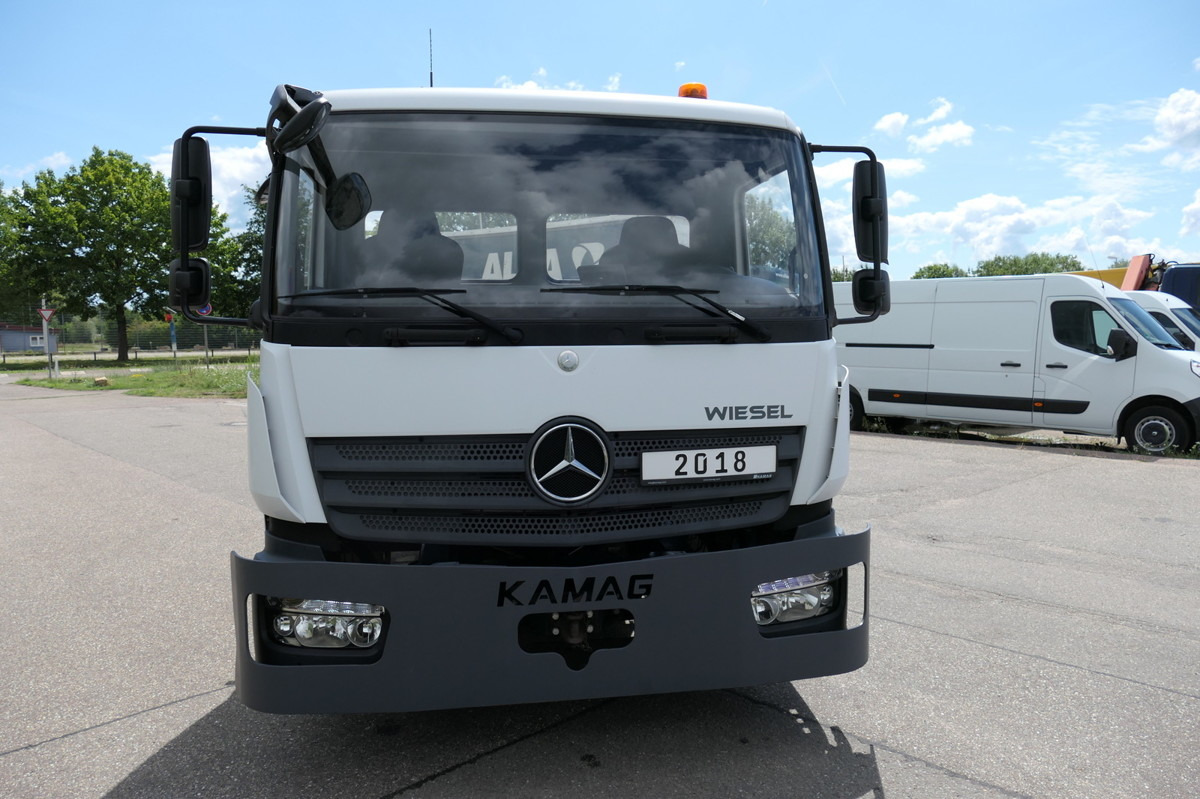 MERCEDES-BENZ Kamag Wiesel WBH 25 Wiesel Umsetzfahrzeug - 컨테이너 운반 장치/ 스와프 보디 트럭 : 사진 2 MERCEDES-BENZ Kamag Wiesel WBH 25 Wiesel Umsetzfahrzeug - 컨테이너 운반 장치/ 스와프 보디 트럭 : 사진 2