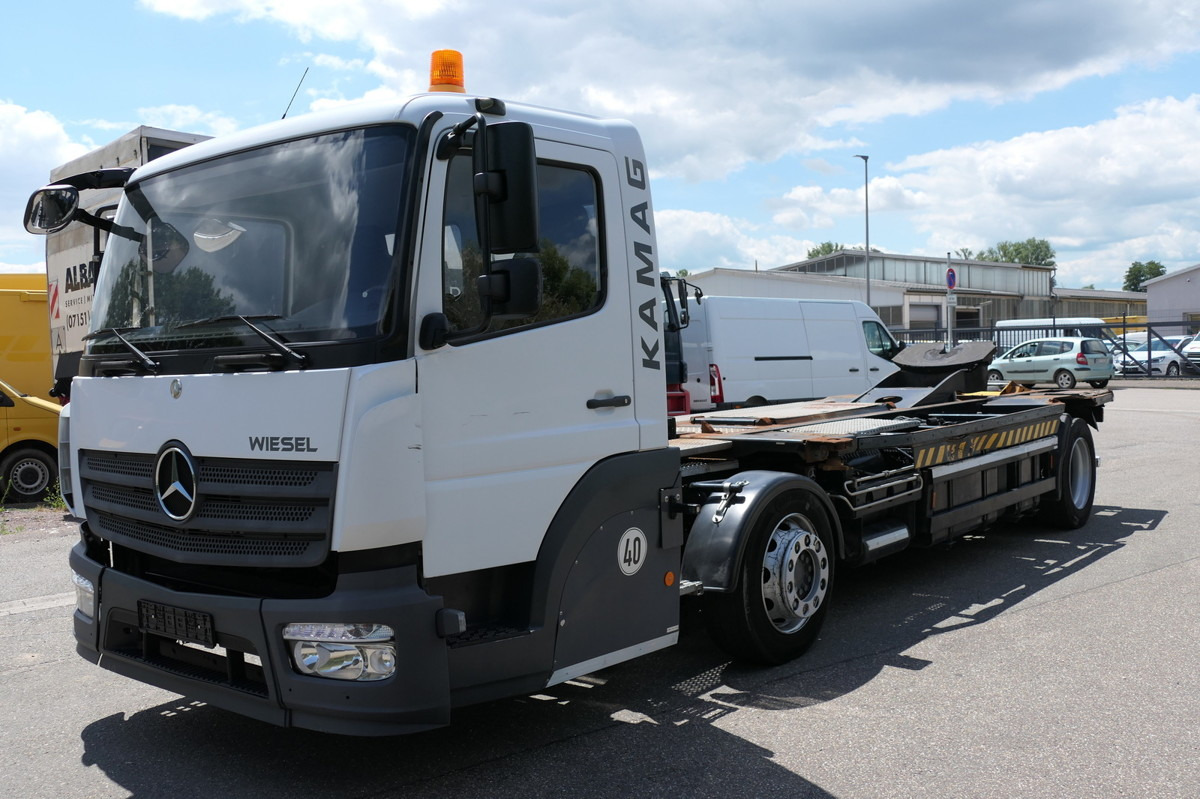 MERCEDES-BENZ Kamag Wiesel WBH 25 Wiesel Umsetzfahrzeug - 컨테이너 운반 장치/ 스와프 보디 트럭 : 사진 2 MERCEDES-BENZ Kamag Wiesel WBH 25 Wiesel Umsetzfahrzeug - 컨테이너 운반 장치/ 스와프 보디 트럭 : 사진 2