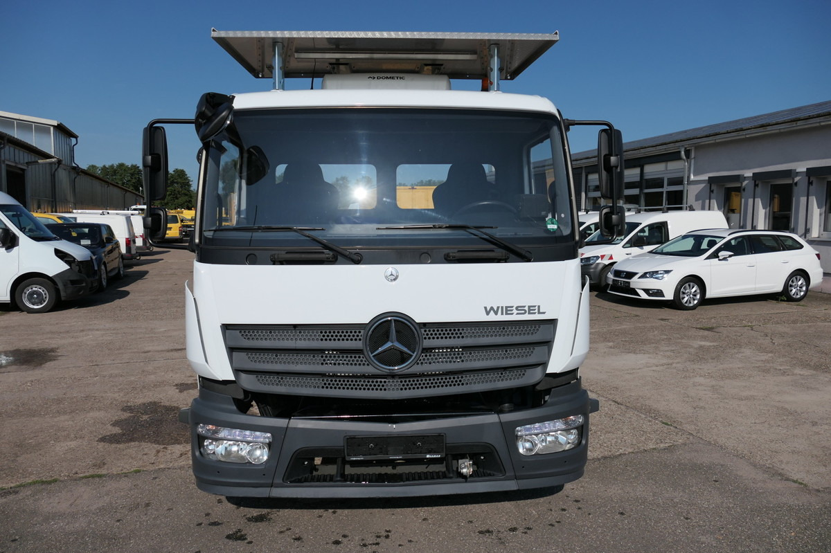 MERCEDES-BENZ Kamag Wiesel WBH 25 Wiesel Umsetzfahrzeug - 컨테이너 운반 장치/ 스와프 보디 트럭 : 사진 2 MERCEDES-BENZ Kamag Wiesel WBH 25 Wiesel Umsetzfahrzeug - 컨테이너 운반 장치/ 스와프 보디 트럭 : 사진 2