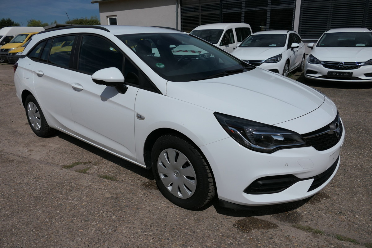 OPEL Astra Sports Tourer 1.5 CDTI KLIMA - 스테이션 왜건 : 사진 1 OPEL Astra Sports Tourer 1.5 CDTI KLIMA - 스테이션 왜건 : 사진 1