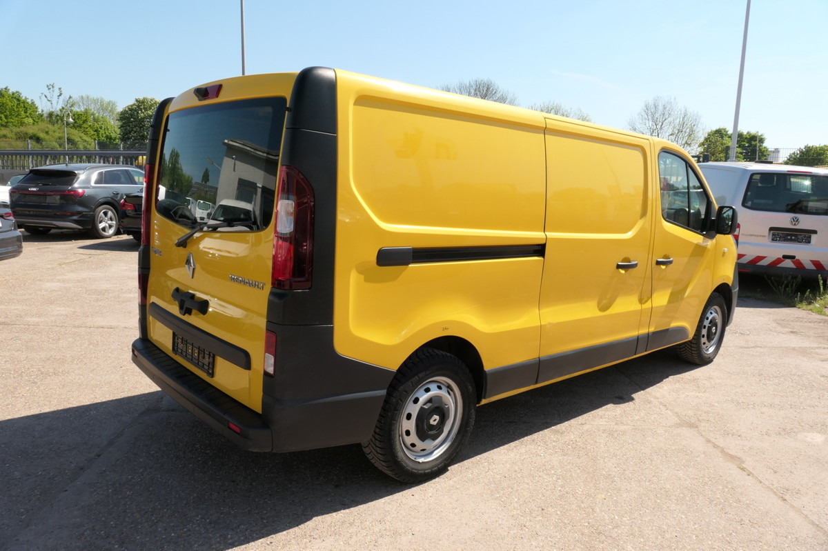 RENAULT Trafic dCi 120 L2H1 - 소형 밴 : 사진 3 RENAULT Trafic dCi 120 L2H1 - 소형 밴 : 사진 3