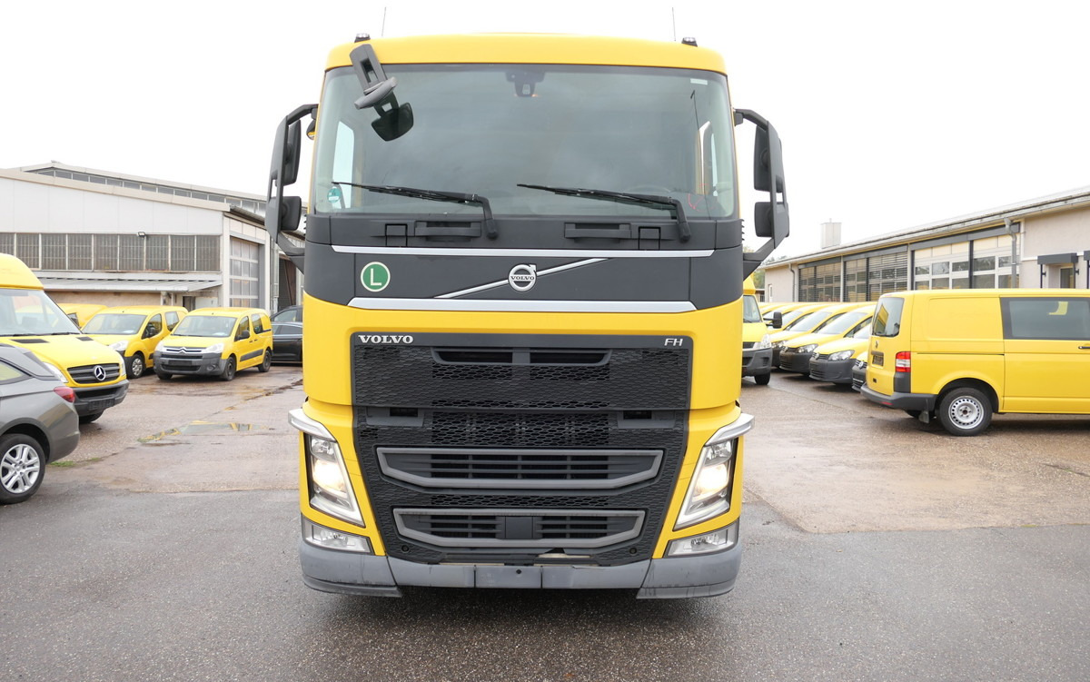 VOLVO FH 26.420 6x2 BDF - 컨테이너 운반 장치/ 스와프 보디 트럭 : 사진 2 VOLVO FH 26.420 6x2 BDF - 컨테이너 운반 장치/ 스와프 보디 트럭 : 사진 2