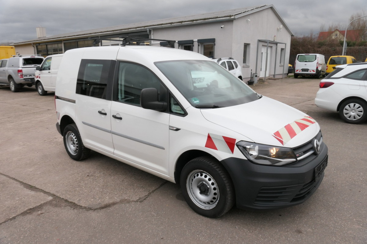 VW Caddy 2.0 TDI 4Motion Klima Werkstatteinbauten T - 소형 밴 : 사진 3 VW Caddy 2.0 TDI 4Motion Klima Werkstatteinbauten T - 소형 밴 : 사진 3