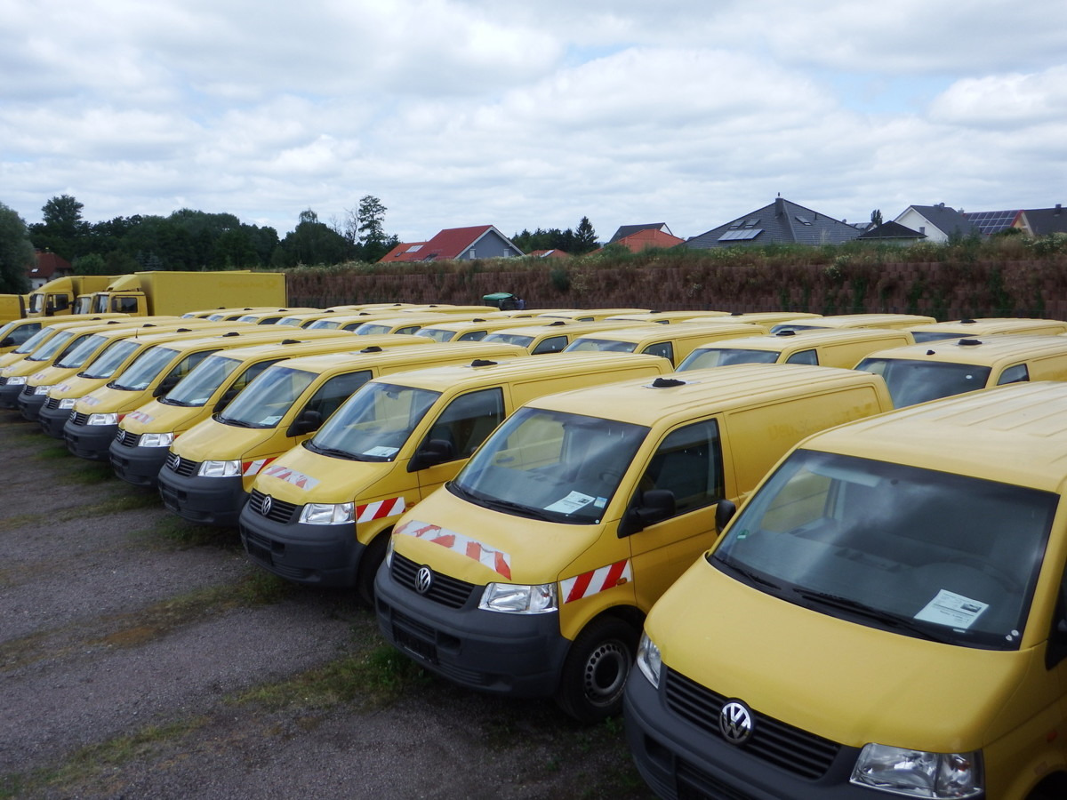 VW T5 Transporter 1.9 TDI PARKTRONIK 2xSCHIEBETÜR - 소형 밴 : 사진 1 VW T5 Transporter 1.9 TDI PARKTRONIK 2xSCHIEBETÜR - 소형 밴 : 사진 1