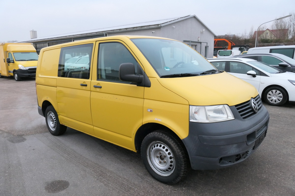 VW T5 Transporter 1.9 TDI PARKTRONIK 2xSCHIEBETÜR - 소형 밴 : 사진 3 VW T5 Transporter 1.9 TDI PARKTRONIK 2xSCHIEBETÜR - 소형 밴 : 사진 3