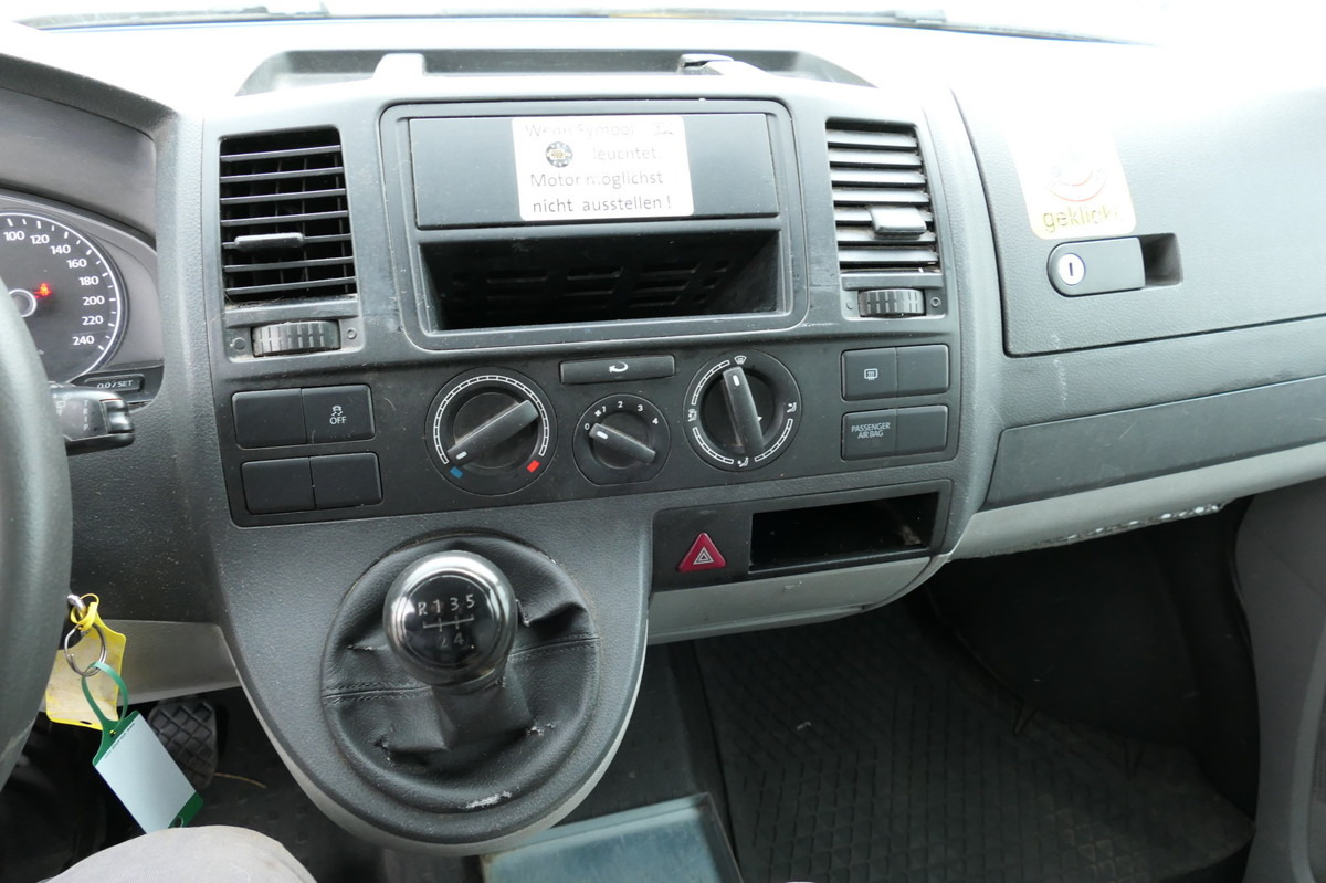 소형 밴 VW T5 Transporter 2.0 TDI 2-Sitzer EURO-5 CoC PARKT : 사진 10 소형 밴 VW T5 Transporter 2.0 TDI 2-Sitzer EURO-5 CoC PARKT : 사진 10