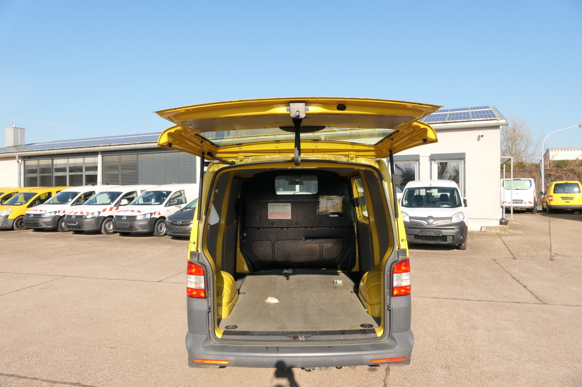 소형 밴 VW T5 Transporter 2.0 TDI 2xSCHIEBETÜR PARKTRONIK E : 사진 6 소형 밴 VW T5 Transporter 2.0 TDI 2xSCHIEBETÜR PARKTRONIK E : 사진 6