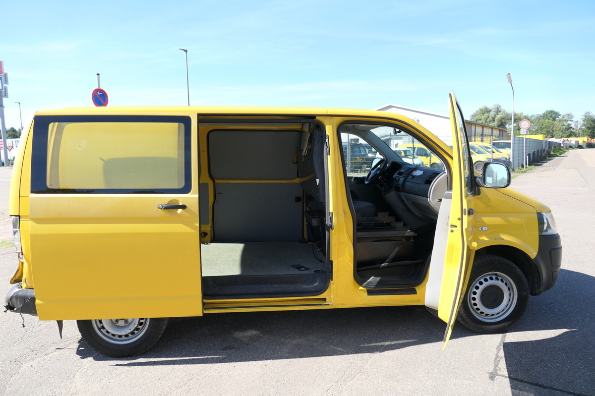 Interior photo 1: 소형 밴 VW T5 Transporter 2.0 TDI EURO-5 PARKTRONIK CoC