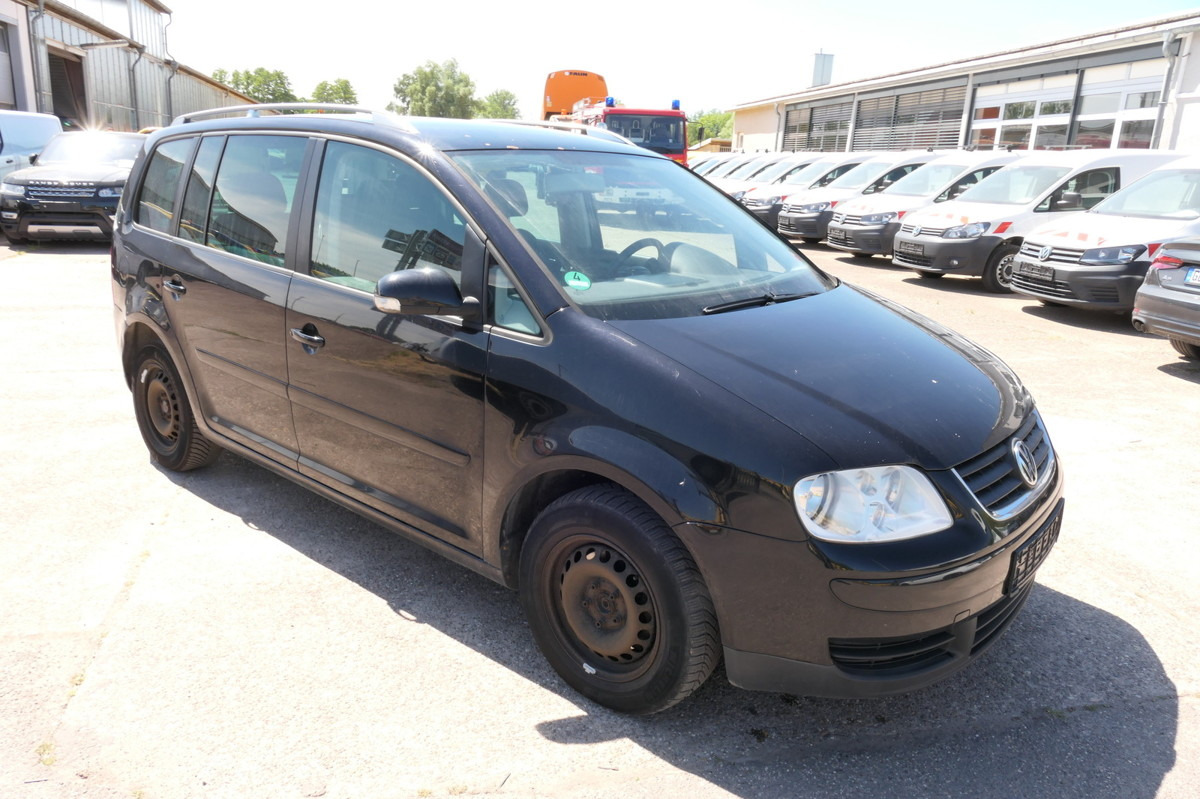 VW Touran Trendline - 차량 : 사진 2 VW Touran Trendline - 차량 : 사진 2