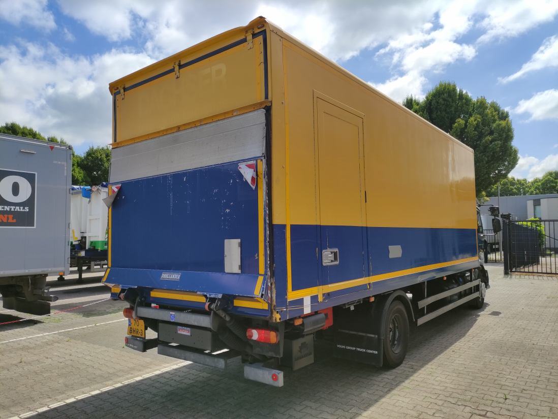Renault D 14 240 4X2 - 319.854Km - 박스 트럭 : 사진 2 Renault D 14 240 4X2 - 319.854Km - 박스 트럭 : 사진 2
