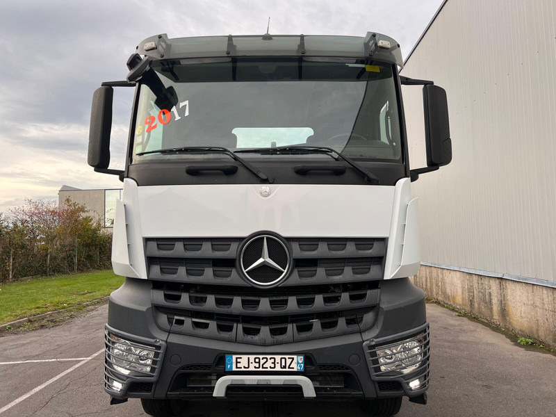 Mercedes-Benz Arocs 2645 - 후크 리프트 트럭 : 사진 2 Mercedes-Benz Arocs 2645 - 후크 리프트 트럭 : 사진 2