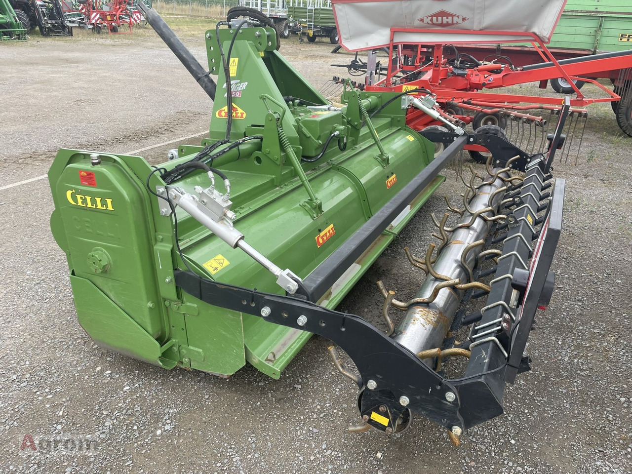 Celli TIger T250 - 305 - 쟁기 : 사진 4 Celli TIger T250 - 305 - 쟁기 : 사진 4