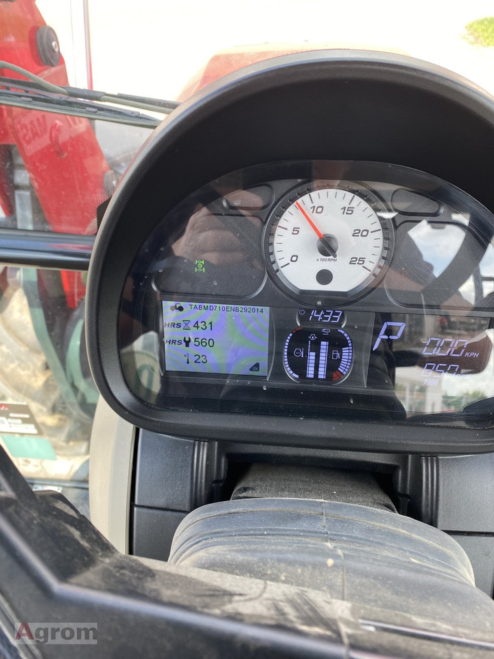 Massey Ferguson 5711 M DYNA-4 - 장궤형 트랙터 : 사진 2 Massey Ferguson 5711 M DYNA-4 - 장궤형 트랙터 : 사진 2