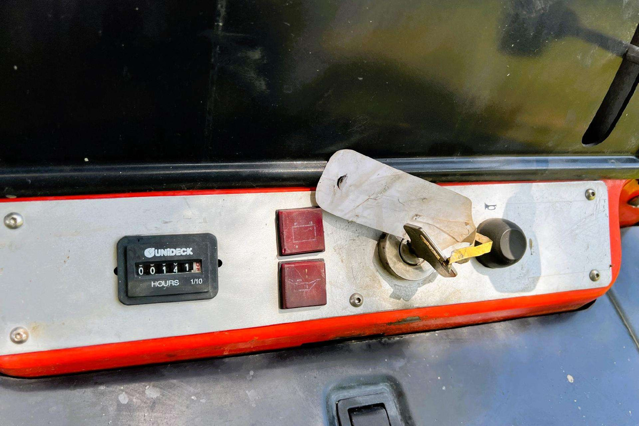 Kubota KC70 - 미니 덤프 : 사진 4 Kubota KC70 - 미니 덤프 : 사진 4