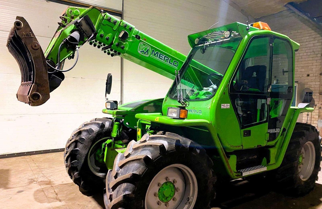 Merlo P38.10 - 텔레스코픽 핸들러 : 사진 4 Merlo P38.10 - 텔레스코픽 핸들러 : 사진 4