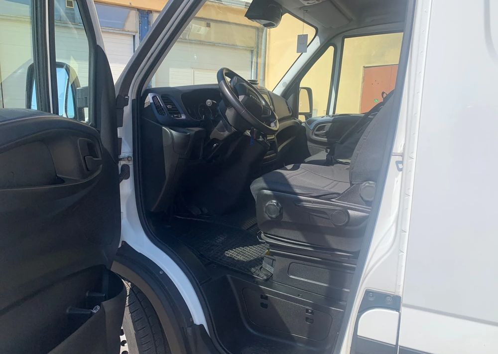 Iveco DAILY - 패널 밴 : 사진 5 Iveco DAILY - 패널 밴 : 사진 5