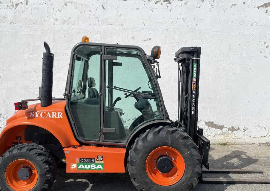 Ausa C 250 H X4 - 지형 지게차 : 사진 2 Ausa C 250 H X4 - 지형 지게차 : 사진 2