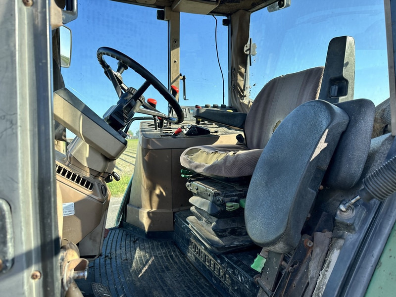 John Deere 6400 - 장궤형 트랙터 : 사진 4 John Deere 6400 - 장궤형 트랙터 : 사진 4