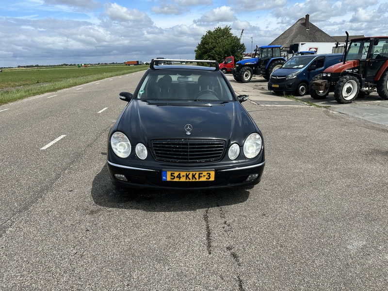 Mercedes-Benz E-Klasse 240 - 차량 : 사진 2 Mercedes-Benz E-Klasse 240 - 차량 : 사진 2