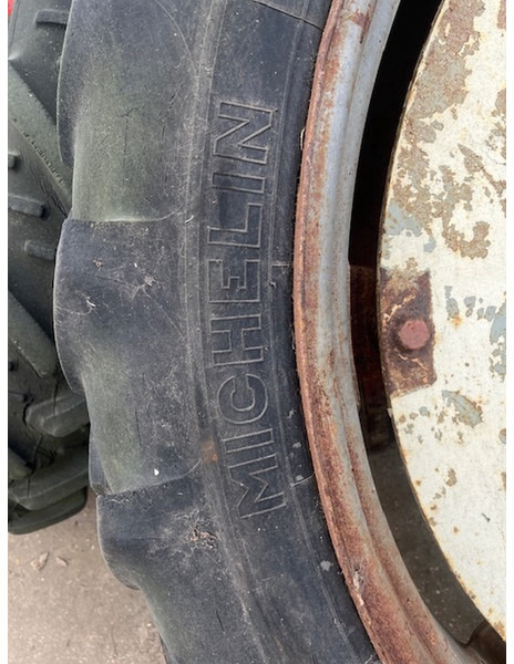 Michelin en kleber 8.3 R44 - 림 : 사진 4 Michelin en kleber 8.3 R44 - 림 : 사진 4