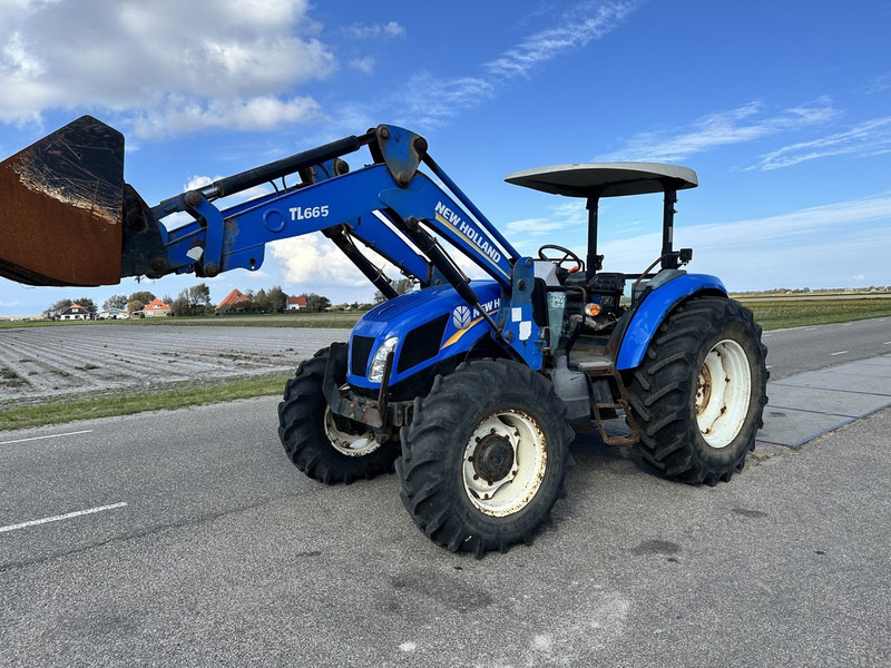 New Holland TD5.100 - 장궤형 트랙터 : 사진 1 New Holland TD5.100 - 장궤형 트랙터 : 사진 1