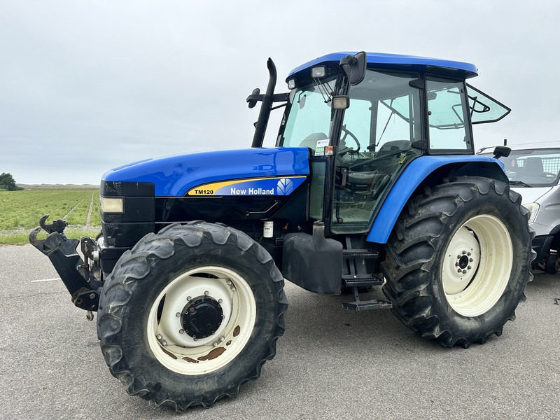 New Holland TM 120 - 장궤형 트랙터 : 사진 1 New Holland TM 120 - 장궤형 트랙터 : 사진 1