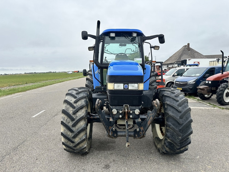 New Holland TM 120 - 장궤형 트랙터 : 사진 3 New Holland TM 120 - 장궤형 트랙터 : 사진 3