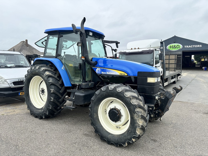 New Holland TM 120 - 장궤형 트랙터 : 사진 4 New Holland TM 120 - 장궤형 트랙터 : 사진 4
