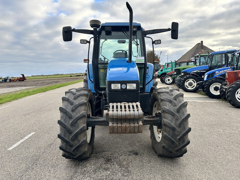 New Holland TS90 - 장궤형 트랙터 : 사진 2 New Holland TS90 - 장궤형 트랙터 : 사진 2